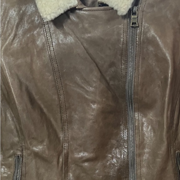 VINTAGE DISTRESSED BANANA REPUBLIC leather jacket - Picture 7 of 14